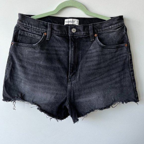 Abercrombie Ultra High Rise Mom Shorts - Picture 1 of 2